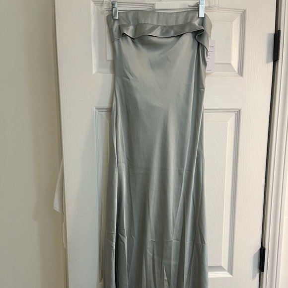 Sage green strapless maxi dress - Picture 3 of 6